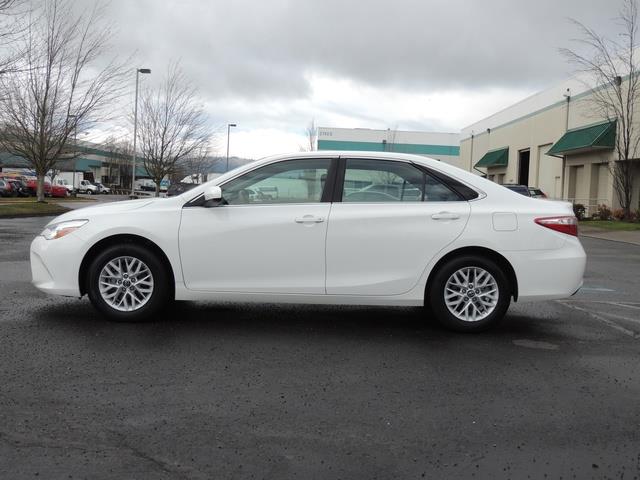 2016 Toyota Camry LE / 4Dr / Sedan / Back up camera / Excel Cond   - Photo 3 - Portland, OR 97217