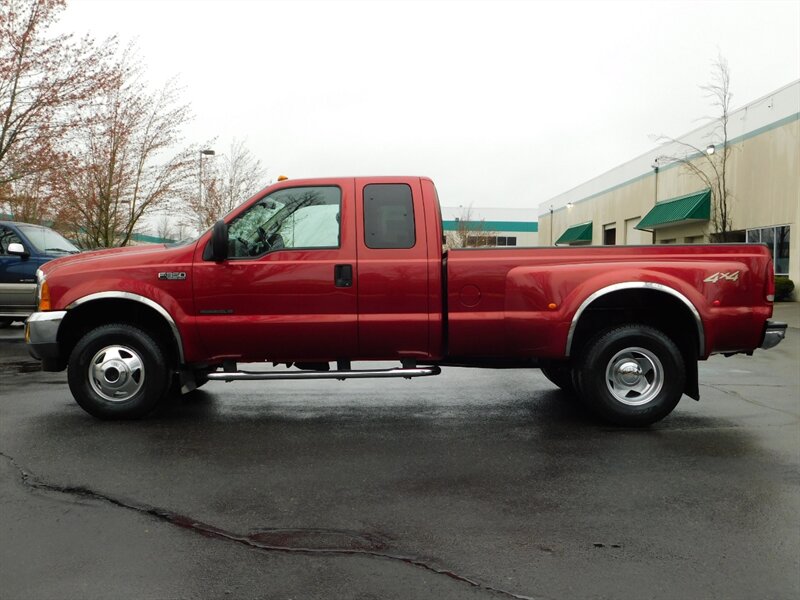 2001 Ford F-350 XLT 4X4 / DUALLY / 7.3L DIESEL/ 6-SPEED / LOW MILE   - Photo 3 - Portland, OR 97217