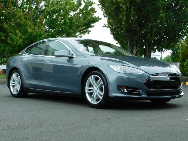 2013 Tesla Model S Tech Package / Smart Suspention / Leather / heated   - Photo 2 - Portland, OR 97217