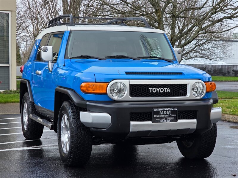 2007 Toyota FJ Cruiser 4X4 V6 / REAR DIFFERENTIAL LOCK / 109,000 MILES  / LOCAL / NO RUST / VERY LOW MILES ! - Photo 2 - Portland, OR 97217