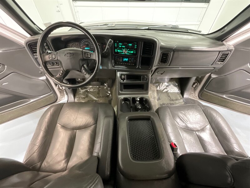 2005 Chevrolet Silverado 2500 LT Crew Cab 4X4 / 8.1L V8 / Leather / 96K MILES  / RUST FREE / Excel Cond - Photo 39 - Gladstone, OR 97027