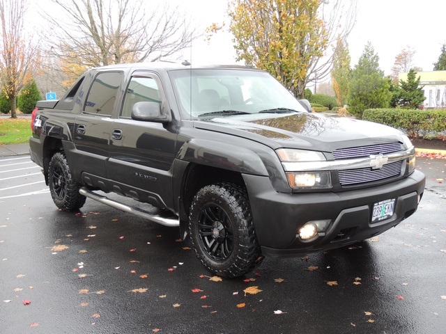 2003 Chevrolet Avalanche 1500 / 4X4 / Leather / Sunroof / Excel  Cond   - Photo 2 - Portland, OR 97217