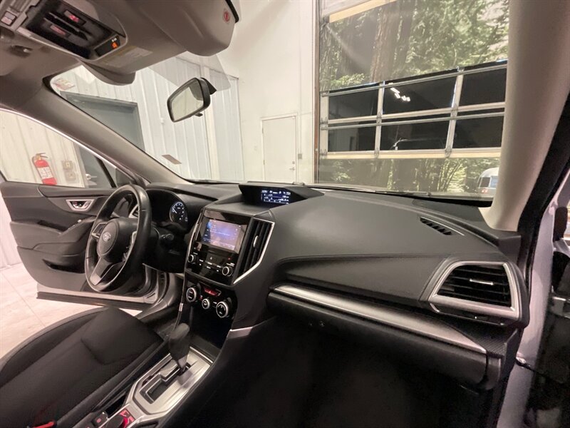 2019 Subaru Forester Premium Sport Utility AWD / 2.5L 4Cyl / Pano Roof  / Backup Camera / Heated Seats / Blind Spot Alert / Excel Cond - Photo 29 - Gladstone, OR 97027