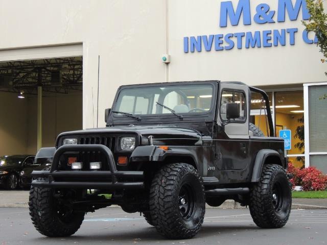 1994 Jeep Wrangler Convertible / 4X4 / 5 Speed Manual / 4.0L LIFTED   - Photo 1 - Portland, OR 97217