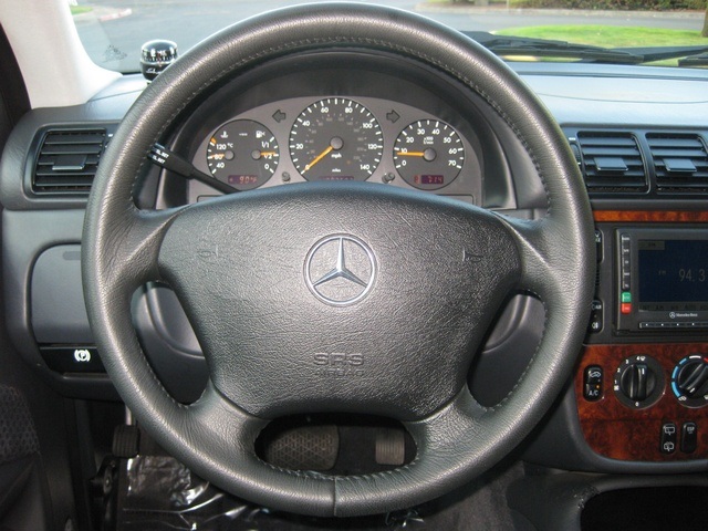 2000 Mercedes-Benz ML320/ AWD/ 1-OWNER/ 82k miles   - Photo 25 - Portland, OR 97217