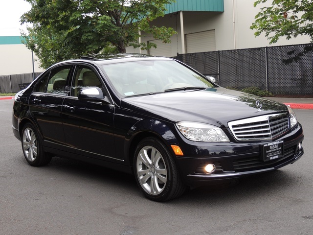 2008 Mercedes-Benz C300 Luxury / Loaded  / Original 6,835 miles   - Photo 2 - Portland, OR 97217