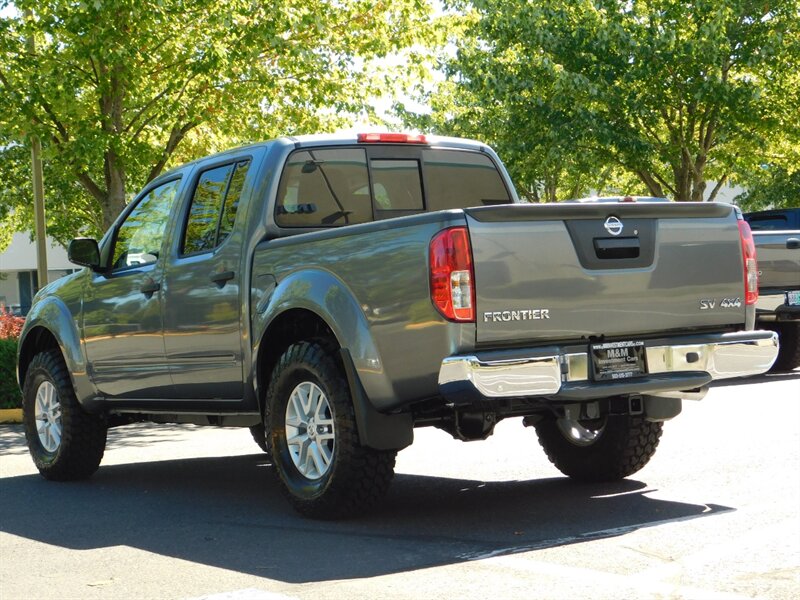 2019 Nissan Frontier SV Crew Cab 4X4 /NEW LIFT NEW 33 " MUD TIRES   - Photo 7 - Portland, OR 97217