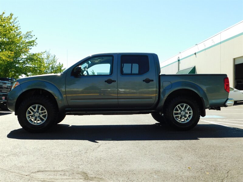 2019 Nissan Frontier SV Crew Cab 4X4 /NEW LIFT NEW 33 " MUD TIRES   - Photo 3 - Portland, OR 97217