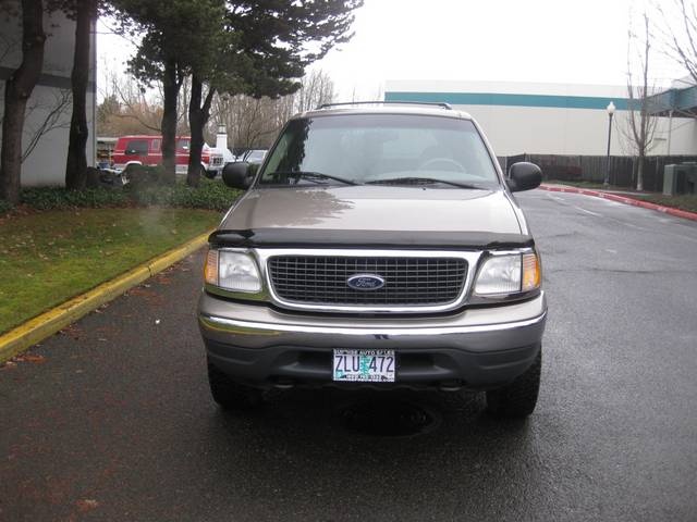 2001 Ford Expedition XLT   - Photo 2 - Portland, OR 97217