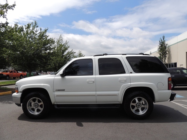 2002 Chevrolet Tahoe LT / 4X4 / 3Rd Seat / Leather / Sunroof / Excel Co   - Photo 3 - Portland, OR 97217