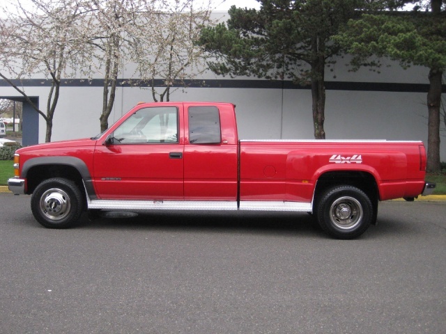 1998 Chevrolet K3500 Silverado   - Photo 3 - Portland, OR 97217