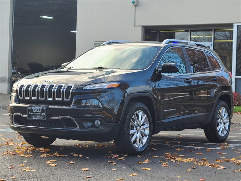 2015 Jeep Cherokee LIMITED 4X4 LEATHER / PANO ROOF / NAV / BLIND SPOT  / HEATED & COOLED SEATS / NEW TIRES / FULLY LOADED - Photo 1 - Portland, OR 97217