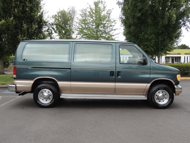 1996 Ford E-Series Van E-350 HEAVY DUTY XLT / 7.5L 8Cyl   - Photo 4 - Portland, OR 97217