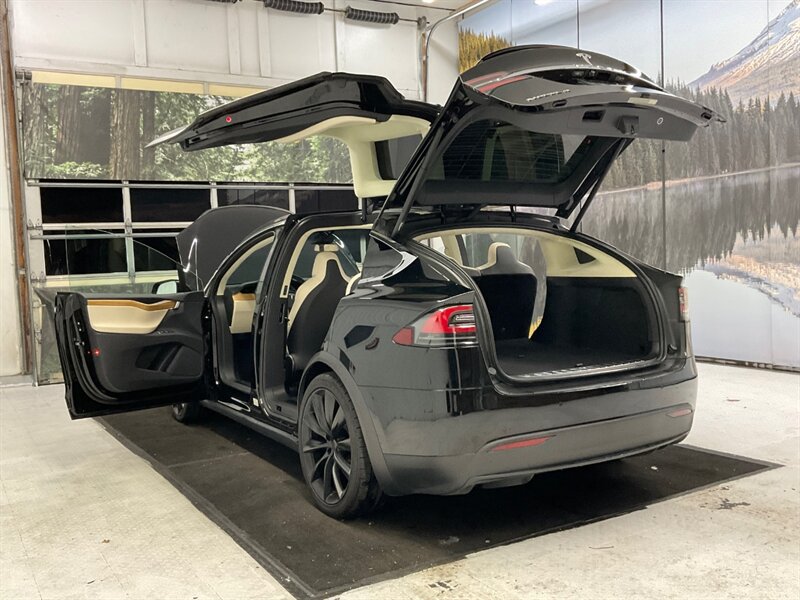 2018 Tesla Model X 100D SUV AWD / AUTO PILOT / ONLY 18,000 MILES  / Leather / Towing Package / 22 INC TESLA BLACK WHEELS - Photo 12 - Gladstone, OR 97027