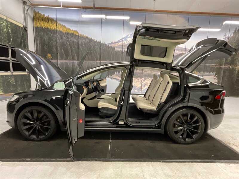 2018 Tesla Model X 100D SUV AWD / AUTO PILOT / ONLY 18,000 MILES  / Leather / Towing Package / 22 INC TESLA BLACK WHEELS - Photo 9 - Gladstone, OR 97027