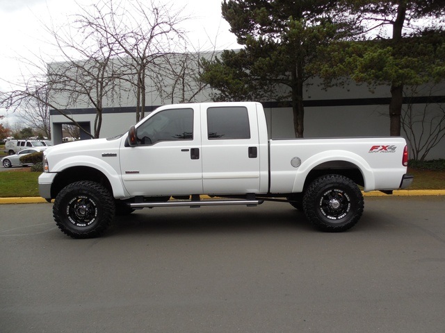 2005 Ford F-250 Super Duty Lariat/4WD/Diesel/LIFTED LIFTED   - Photo 2 - Portland, OR 97217
