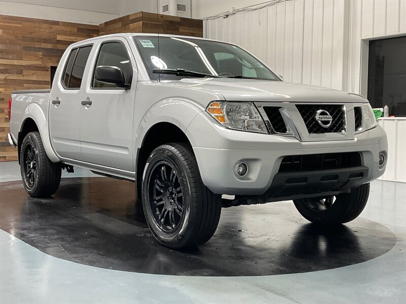 2011 Nissan Frontier S  / LOCAL NO RUST - Photo 2 - Gladstone, OR 97027