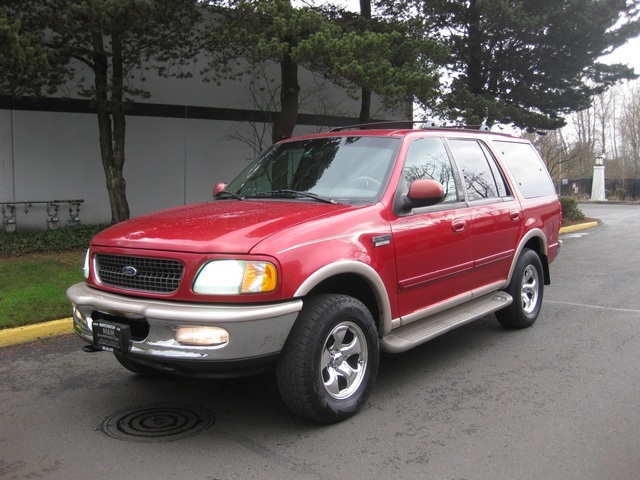 1997 Ford Expedition Eddie Bauer   - Photo 1 - Portland, OR 97217