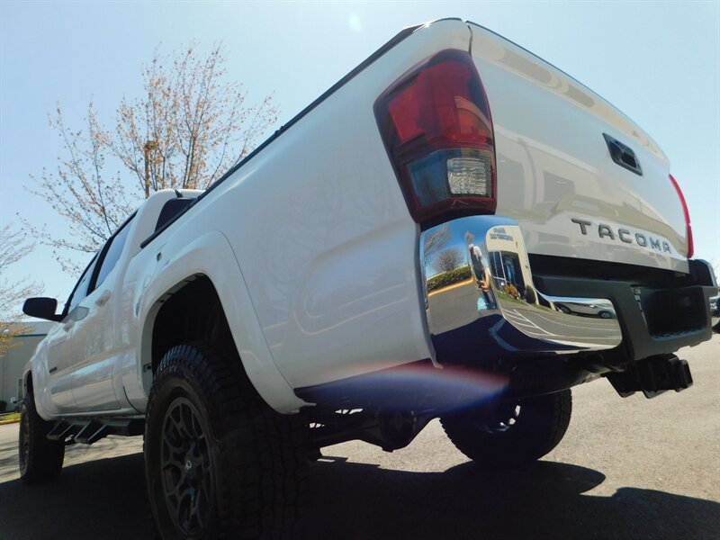 2018 Toyota Tacoma SR5 V6 4X4 / Double Cab LONG BED / LIFTED LIFTED   - Photo 41 - Portland, OR 97217