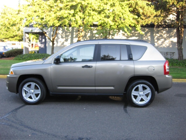 2007 Jeep Compass Sport 4X4 Automatic *1-OWNER*   - Photo 3 - Portland, OR 97217