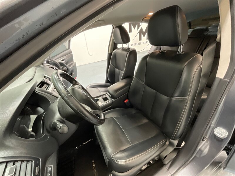 2018 Nissan Altima 2.5 SL / Leather Heated Seats /Backup  Camera  / BOSE SOUND - Photo 11 - Gladstone, OR 97027