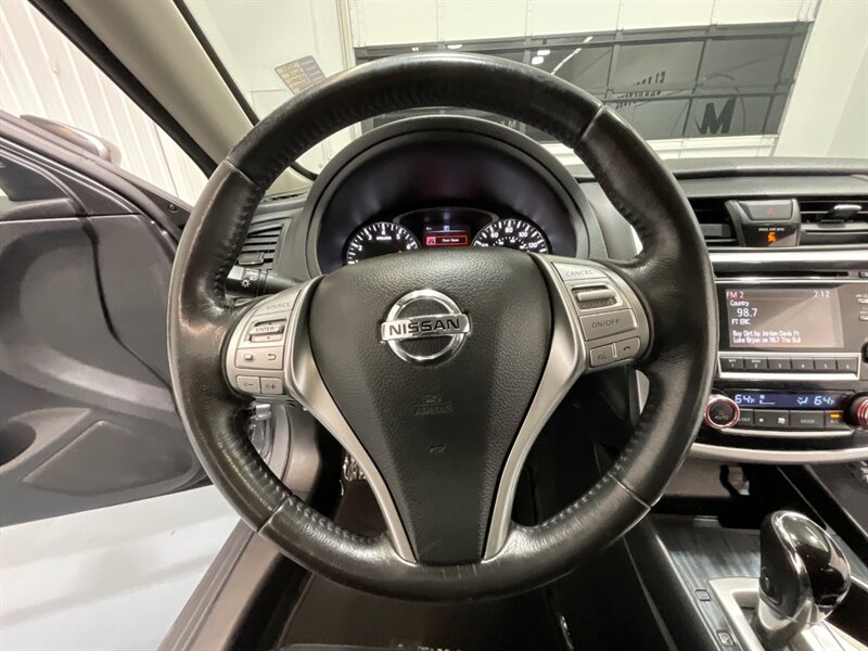 2018 Nissan Altima 2.5 SL / Leather Heated Seats /Backup  Camera  / BOSE SOUND - Photo 44 - Gladstone, OR 97027