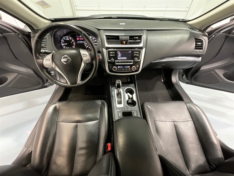 2018 Nissan Altima 2.5 SL / Leather Heated Seats /Backup  Camera  / BOSE SOUND - Photo 39 - Gladstone, OR 97027