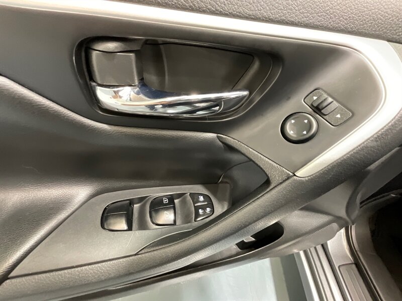 2018 Nissan Altima 2.5 SL / Leather Heated Seats /Backup  Camera  / BOSE SOUND - Photo 21 - Gladstone, OR 97027