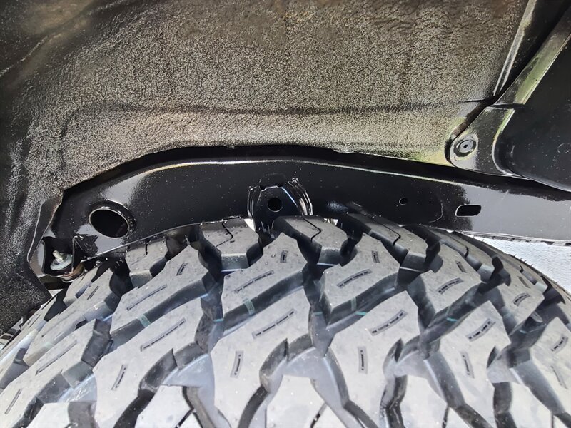 1999 Toyota 4Runner 4X4 V6 3.4L / LEATHER / NEW TIMING BELT / LIFTED / NEW TIRES / Upgraded Wheels / Local NO RUST / Very Clean - Photo 49 - Portland, OR 97217