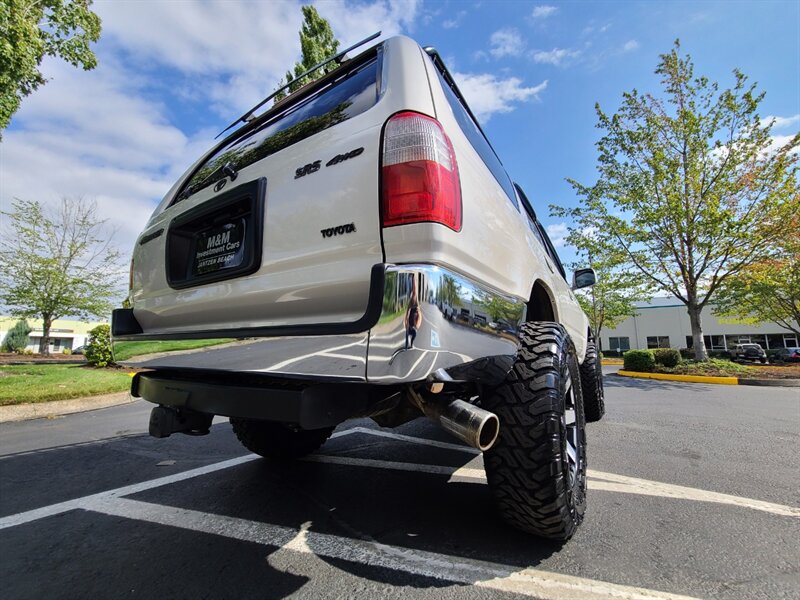 1999 Toyota 4Runner 4X4 V6 3.4L / LEATHER / NEW TIMING BELT / LIFTED / NEW TIRES / Upgraded Wheels / Local NO RUST / Very Clean - Photo 12 - Portland, OR 97217