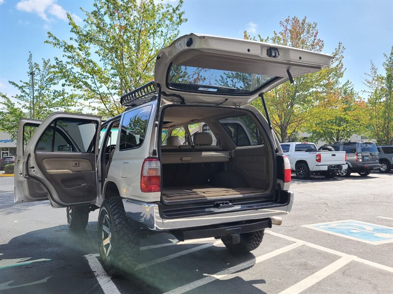 1999 Toyota 4Runner 4X4 V6 3.4L / LEATHER / NEW TIMING BELT / LIFTED / NEW TIRES / Upgraded Wheels / Local NO RUST / Very Clean - Photo 27 - Portland, OR 97217