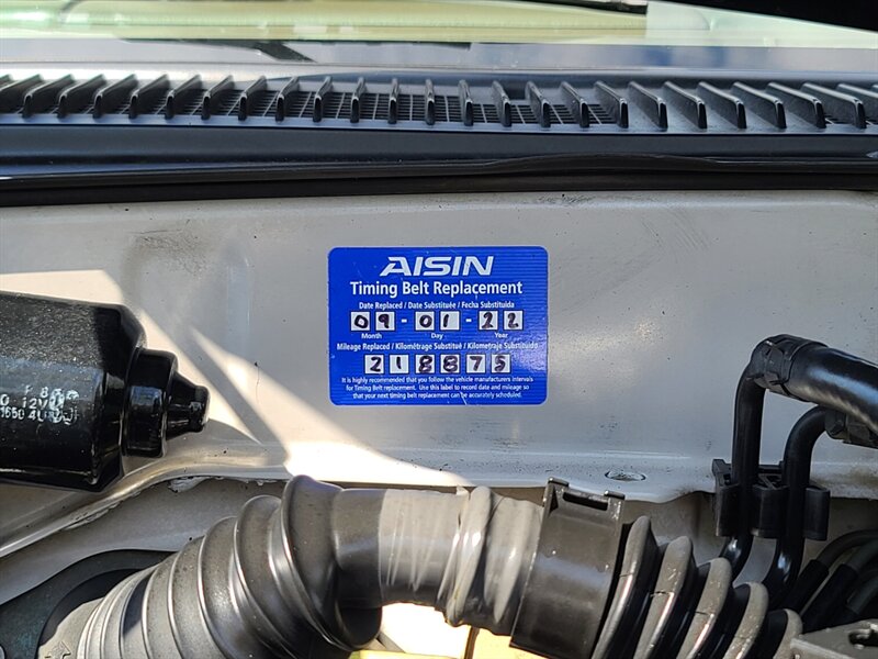 1999 Toyota 4Runner 4X4 V6 3.4L / LEATHER / NEW TIMING BELT / LIFTED / NEW TIRES / Upgraded Wheels / Local NO RUST / Very Clean - Photo 24 - Portland, OR 97217