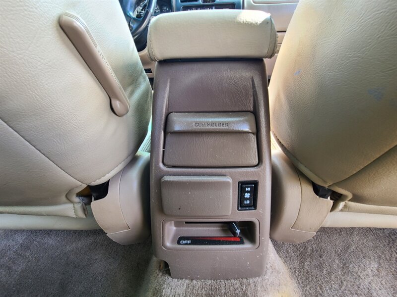 1999 Toyota 4Runner 4X4 V6 3.4L / LEATHER / NEW TIMING BELT / LIFTED / NEW TIRES / Upgraded Wheels / Local NO RUST / Very Clean - Photo 41 - Portland, OR 97217