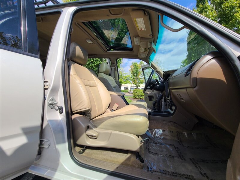 1999 Toyota 4Runner 4X4 V6 3.4L / LEATHER / NEW TIMING BELT / LIFTED / NEW TIRES / Upgraded Wheels / Local NO RUST / Very Clean - Photo 16 - Portland, OR 97217