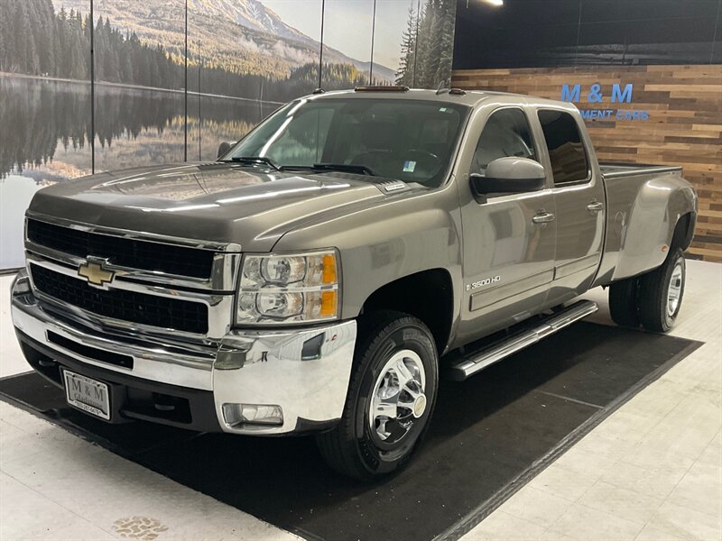 2008 Chevrolet Silverado 3500 LTZ Crew Cab 4X4 / 6.6L DIESEL / DUALLY / 83K MILE  / Z71 OFF RD / Local Truck / RUST FREE / Leather & Heated Seats / Navigation & Sunroof / ALLISON TRANNY / CLEAN CLEAN !! - Photo 25 - Gladstone, OR 97027