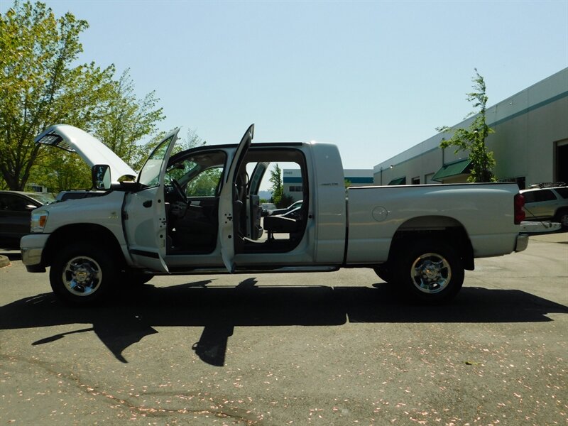 2007 Dodge Ram 2500 SLT 4X4 / MEGA CAB / 5.9L / 6-SPEED / 1 OWNER   - Photo 33 - Portland, OR 97217