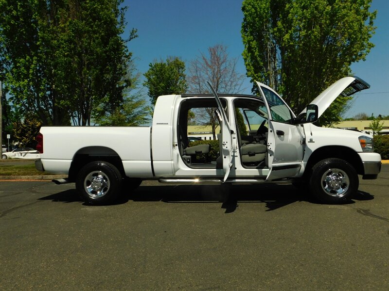 2007 Dodge Ram 2500 SLT 4X4 / MEGA CAB / 5.9L / 6-SPEED / 1 OWNER   - Photo 38 - Portland, OR 97217