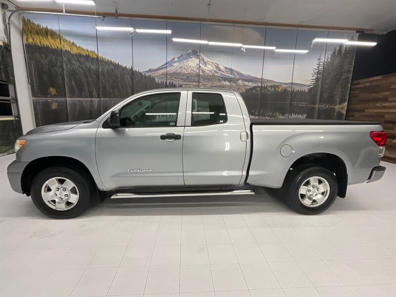 2011 Toyota Tundra Double Cab 4X4 / 4.6L V8 / Leather / LOCAL / CLEAN  /LOCAL OREGON SUV / RUST FREE /  BRAND NEW TIRES / 128,000 MILES - Photo 3 - Gladstone, OR 97027