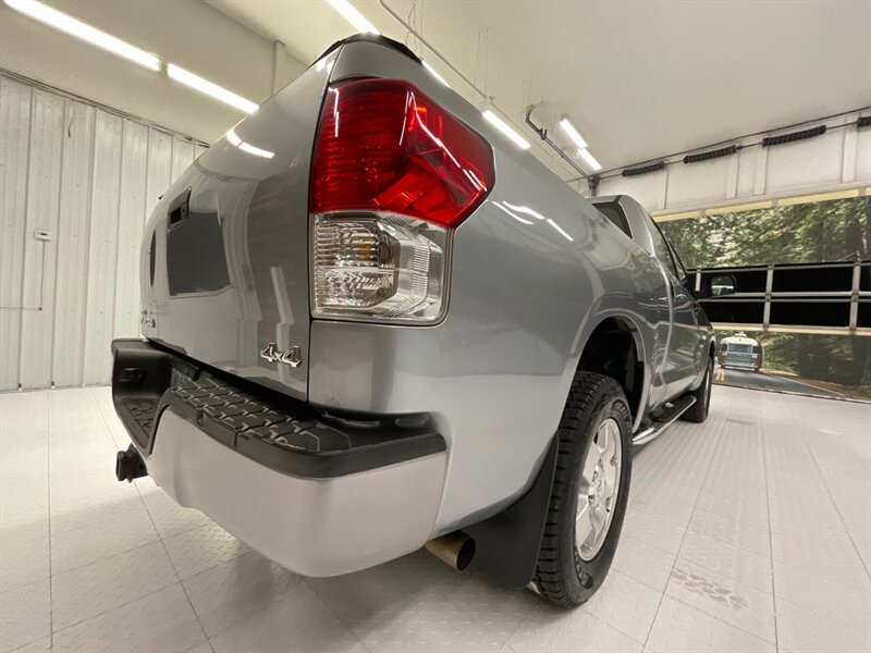 2011 Toyota Tundra Double Cab 4X4 / 4.6L V8 / Leather / LOCAL / CLEAN  /LOCAL OREGON SUV / RUST FREE /  BRAND NEW TIRES / 128,000 MILES - Photo 10 - Gladstone, OR 97027