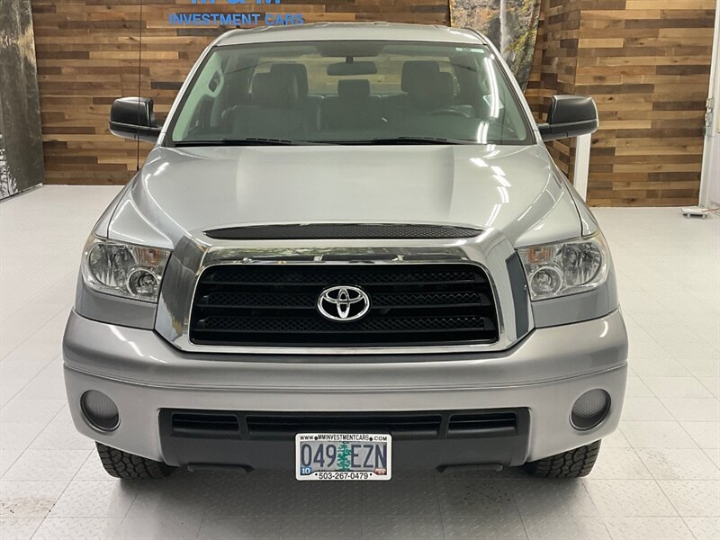 2011 Toyota Tundra Double Cab 4X4 / 4.6L V8 / Leather / LOCAL / CLEAN  /LOCAL OREGON SUV / RUST FREE /  BRAND NEW TIRES / 128,000 MILES - Photo 5 - Gladstone, OR 97027