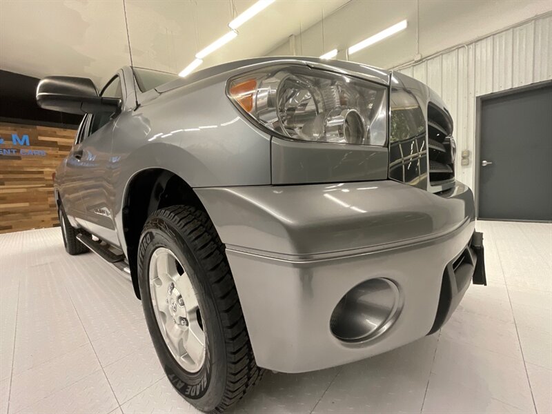 2011 Toyota Tundra Double Cab 4X4 / 4.6L V8 / Leather / LOCAL / CLEAN  /LOCAL OREGON SUV / RUST FREE /  BRAND NEW TIRES / 128,000 MILES - Photo 40 - Gladstone, OR 97027