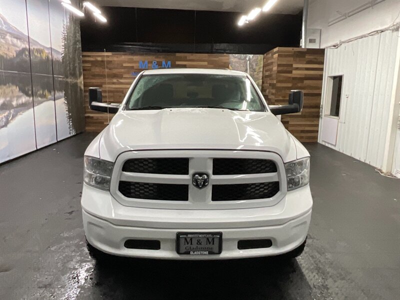 2015 RAM 1500 Crew Cab 4X4 / 5.7L HEMI / NEW LIFT WHEELS TIRES  BRAND NEW LIFT + WHEELS +TIRES - Photo 5 - Gladstone, OR 97027