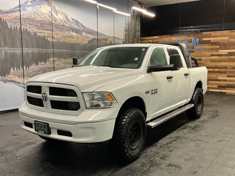 2015 RAM 1500 Crew Cab 4X4 / 5.7L HEMI / NEW LIFT WHEELS TIRES  BRAND NEW LIFT + WHEELS +TIRES - Photo 1 - Gladstone, OR 97027