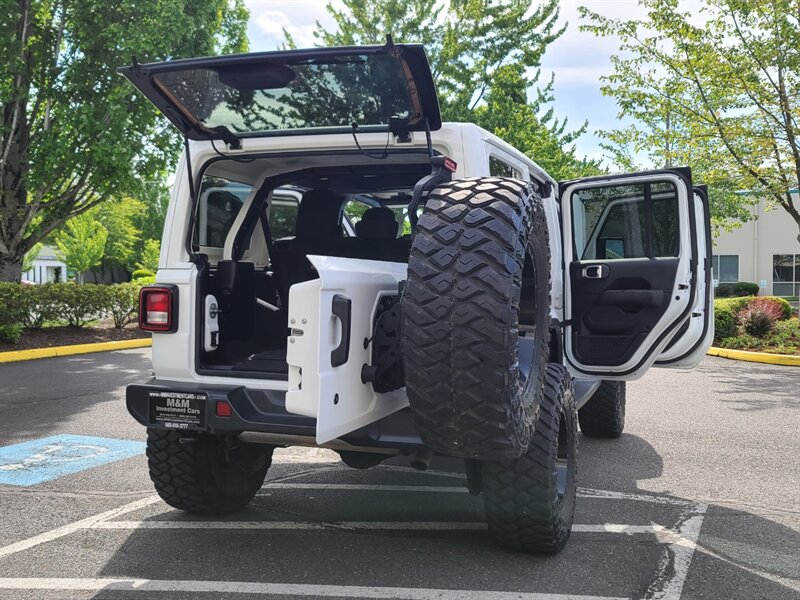 2019 Jeep Wrangler Unlimited SAHARA 4X4 V6 / LIFTED / 36K MILES  / 3.6L / HARD TOP / FUEL WHEELS / MUD TIRES / NO RUST / FACTORY WARRANTY / LOW LOW MILES - Photo 28 - Portland, OR 97217