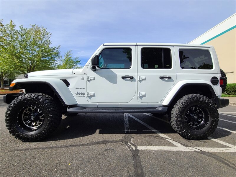 2019 Jeep Wrangler Unlimited SAHARA 4X4 V6 / LIFTED / 36K MILES  / 3.6L / HARD TOP / FUEL WHEELS / MUD TIRES / NO RUST / FACTORY WARRANTY / LOW LOW MILES - Photo 3 - Portland, OR 97217