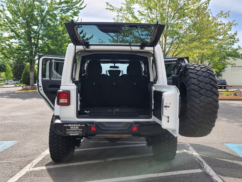 2019 Jeep Wrangler Unlimited SAHARA 4X4 V6 / LIFTED / 36K MILES  / 3.6L / HARD TOP / FUEL WHEELS / MUD TIRES / NO RUST / FACTORY WARRANTY / LOW LOW MILES - Photo 29 - Portland, OR 97217
