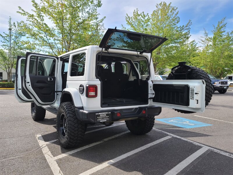 2019 Jeep Wrangler Unlimited SAHARA 4X4 V6 / LIFTED / 36K MILES  / 3.6L / HARD TOP / FUEL WHEELS / MUD TIRES / NO RUST / FACTORY WARRANTY / LOW LOW MILES - Photo 27 - Portland, OR 97217