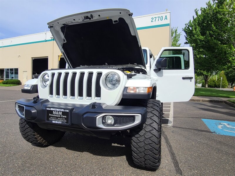 2019 Jeep Wrangler Unlimited SAHARA 4X4 V6 / LIFTED / 36K MILES  / 3.6L / HARD TOP / FUEL WHEELS / MUD TIRES / NO RUST / FACTORY WARRANTY / LOW LOW MILES - Photo 25 - Portland, OR 97217
