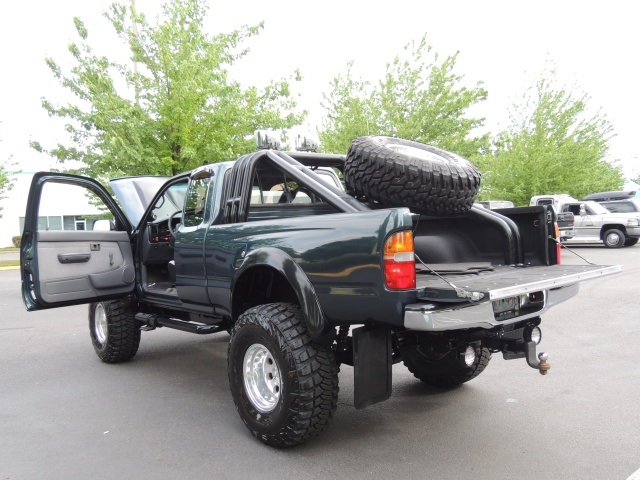 1996 Toyota Tacoma SR5 4X4 / 5-SPEED / 1-OWNER/ LIFTED LIFTED   - Photo 27 - Portland, OR 97217