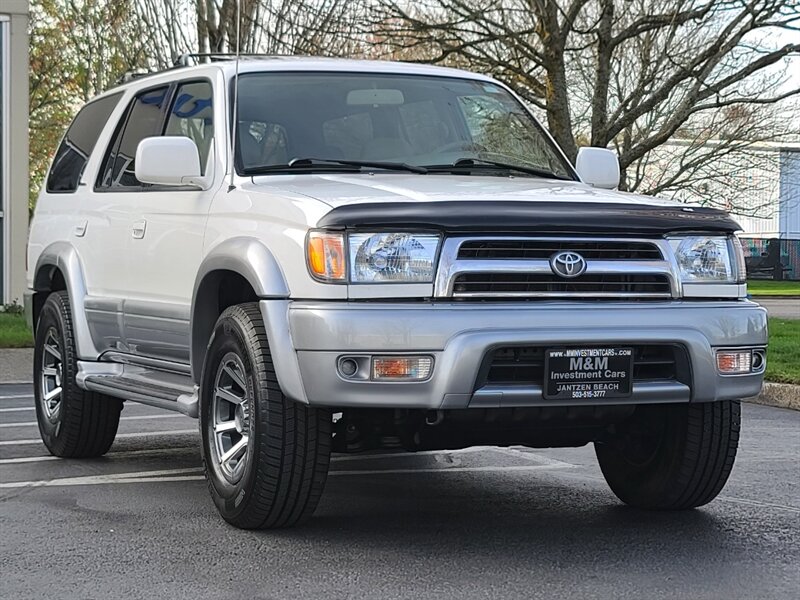 1999 Toyota 4Runner Limited V6 3.4L / LEATHER / SUN ROOF / 2-OWNER  / MICHELIN TIRES / CUSTOM WHEELS / 2-TONE PAINT / BEAUTIFUL SHAPE !! - Photo 2 - Portland, OR 97217